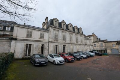 Agrandir l'image 11 sur 16, fenêtre modale