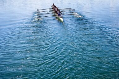 Sportif qui font de l'aviron