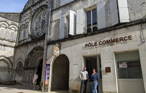 Vue extérieure du Pôle commerce