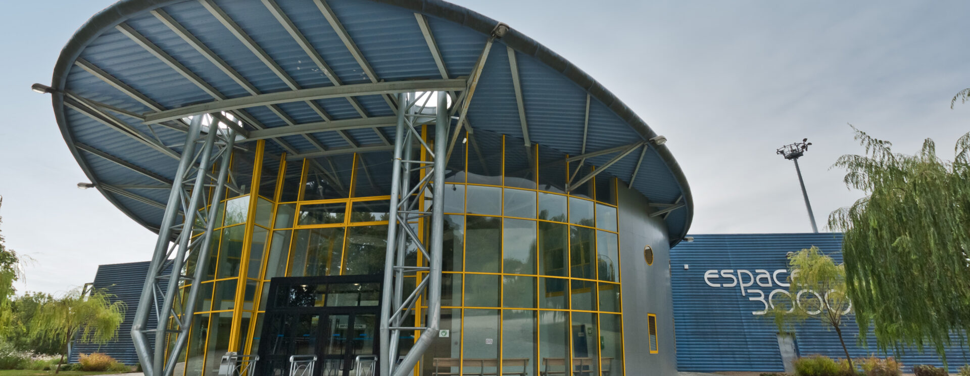 Entrée de l'espace 3000 à Cognac