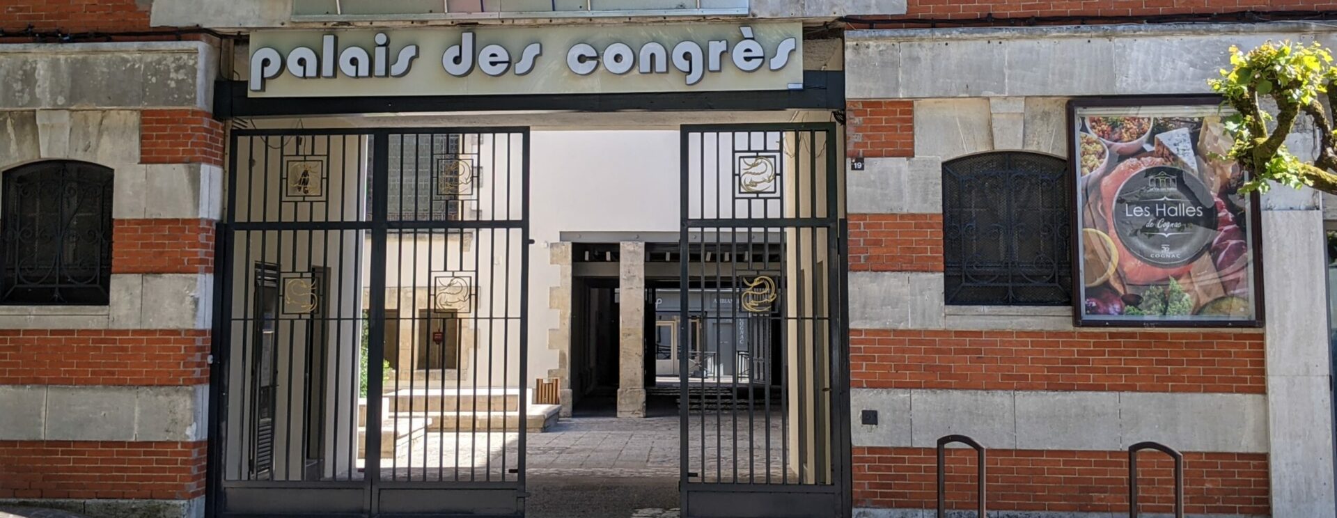 Centre des congrès la Salamandre