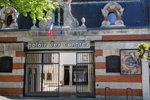 Centre des congrès la Salamandre